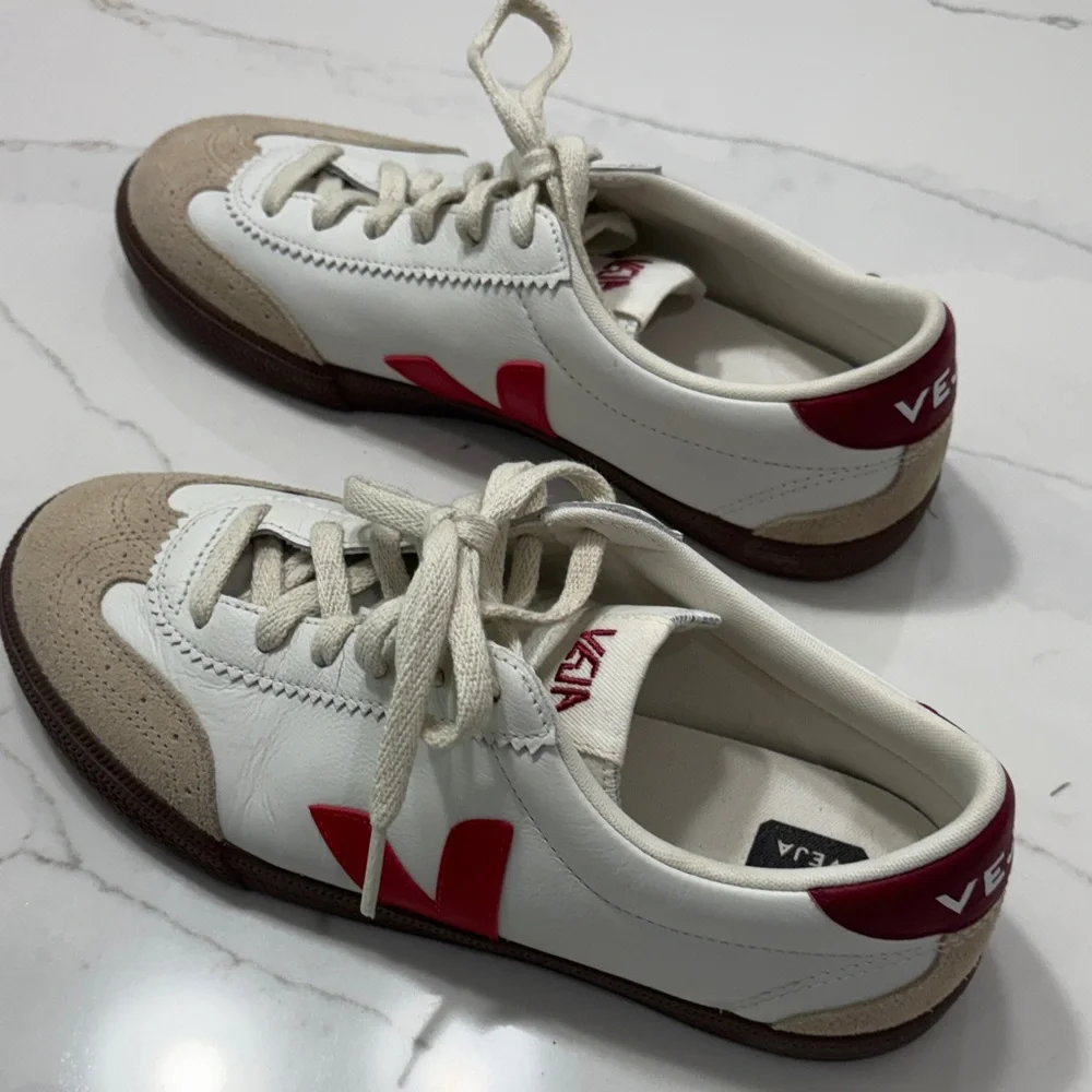 Veja Women's White Cream Burgundy Red Sneakers - Picture 8 of 11